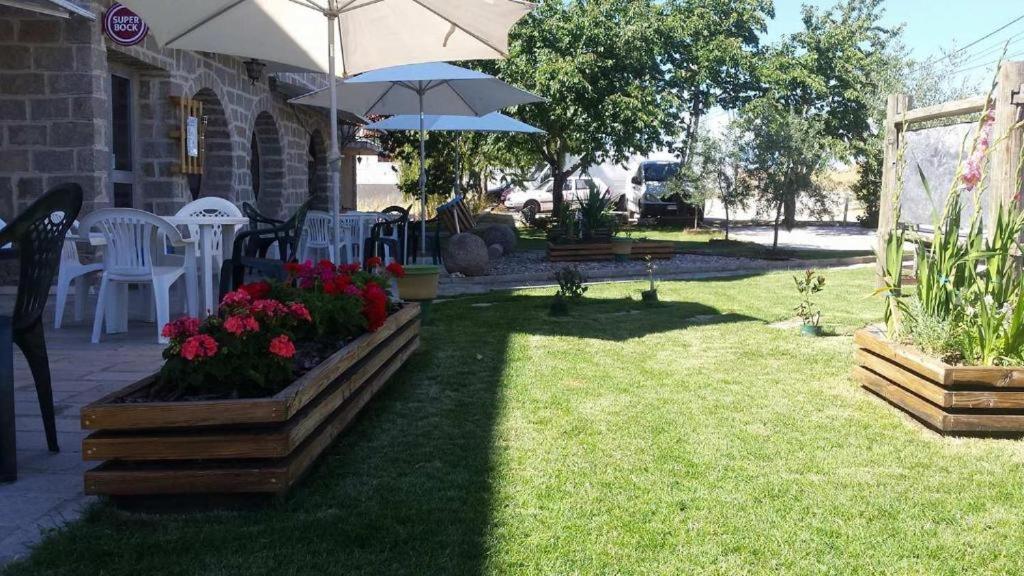Hotel D Joao Miranda Do Douro Exterior photo